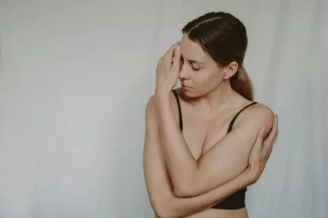 Gedanken beeinflussen Gesundheit: Erfahre, wie deine mentale Ausrichtung Heilung, Wohlbefinden und Selbstheilungskräfte stärkt.